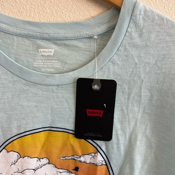 NWT Levi's Death Valley Cropped Short Sleeve Tee - Picture 4 of 11